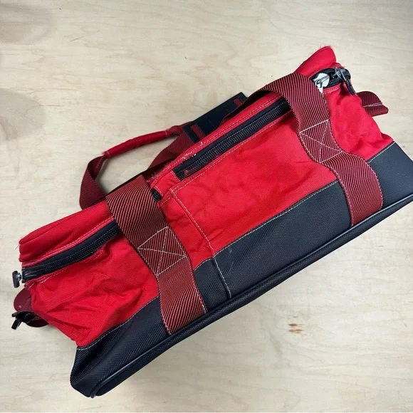 Marlboro insulated cooler duffle - Picture 2 of 9